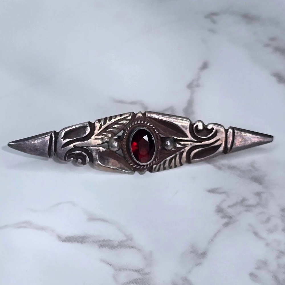 Vintage Sterling Silver 925 Garnet Bar Brooch Art Nouveau Leaf Scroll Pin 3.7g - Picture 2 of 9